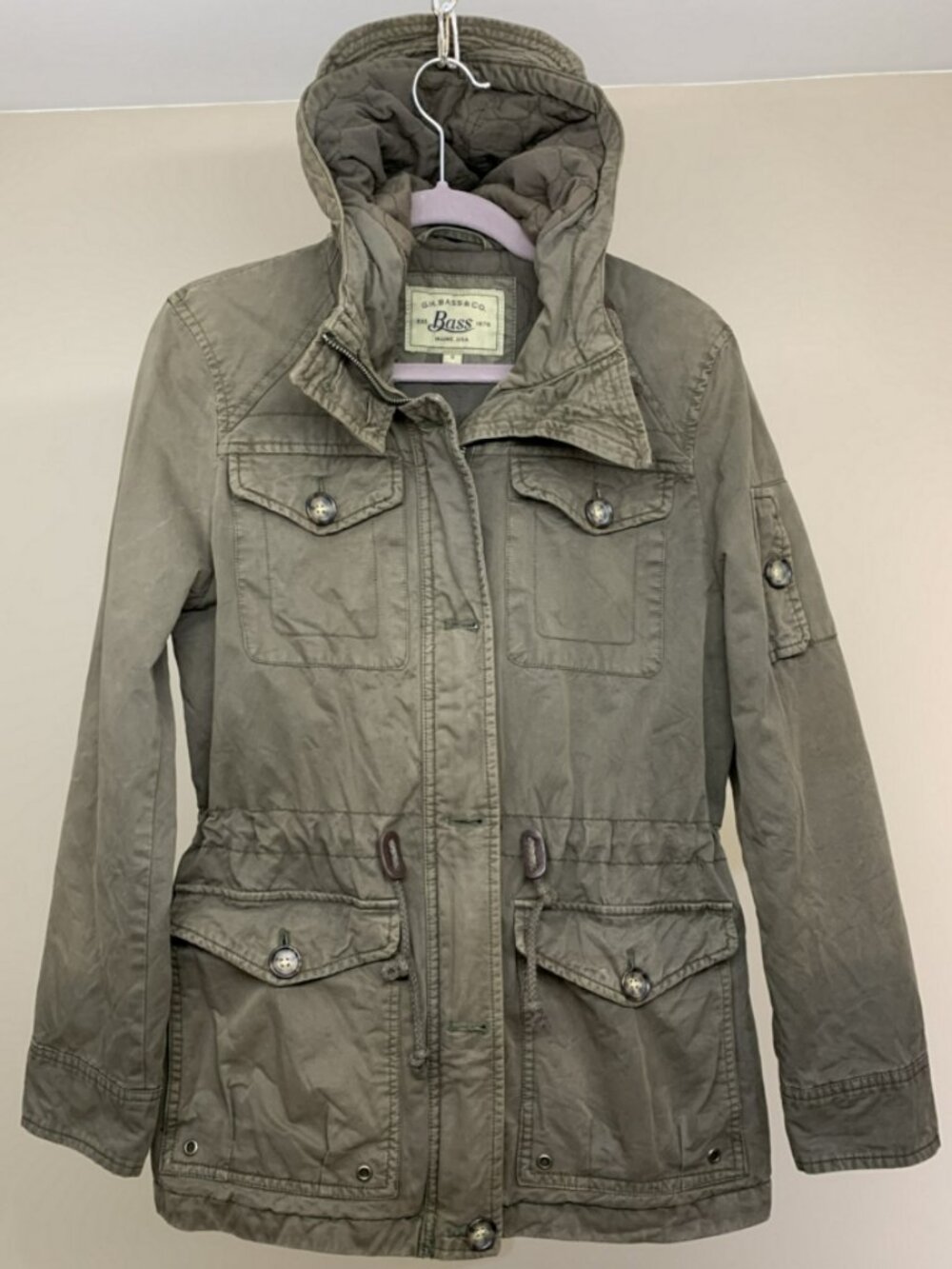 Hooded Bass Kaki Lined Coat Size Small. Rare in Canada!